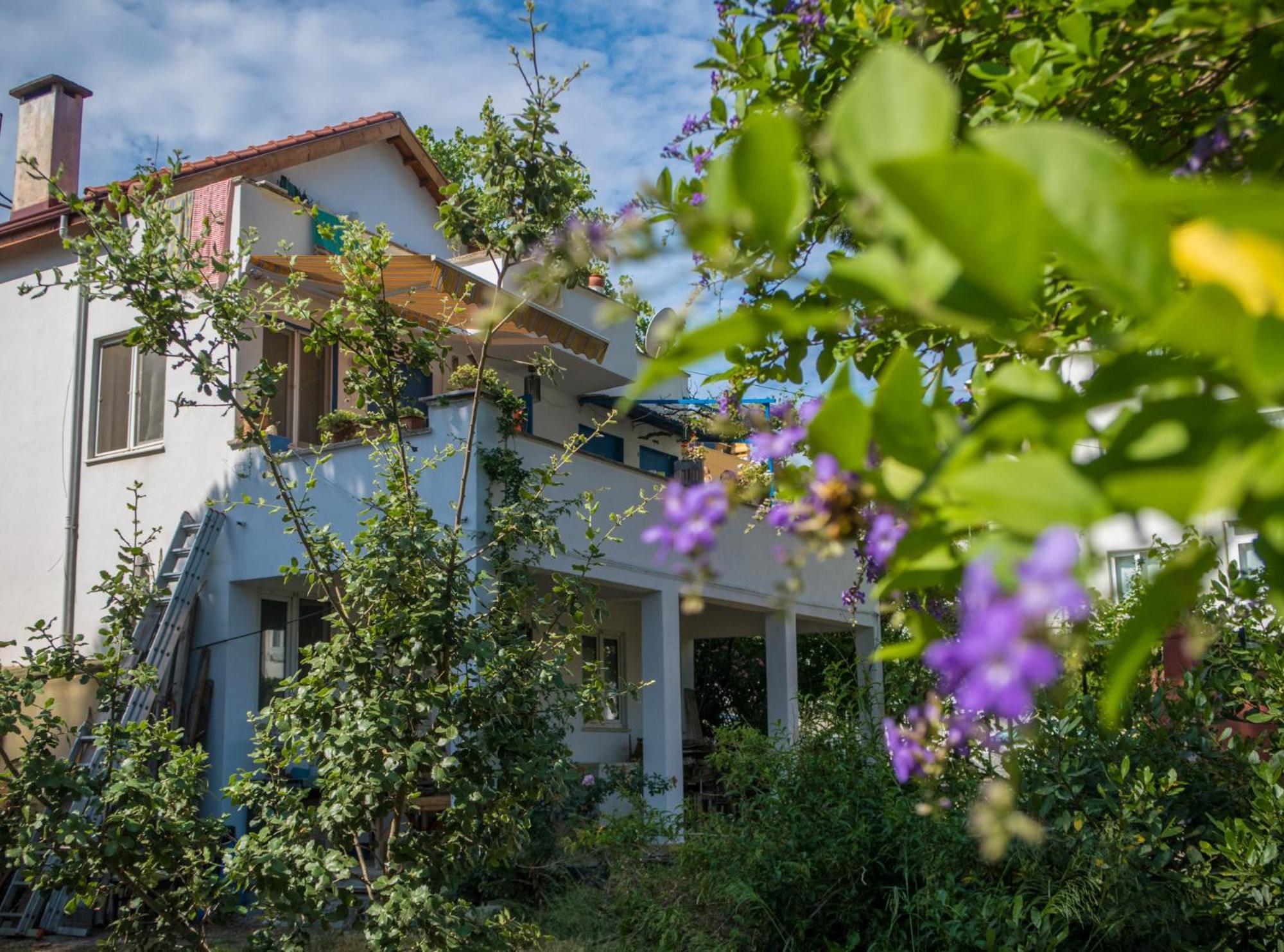Ecer Pansiyon Kusadasi Exterior photo